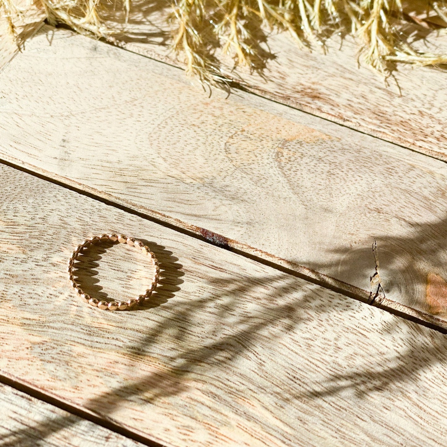 I || Single Gold Pebble Ring