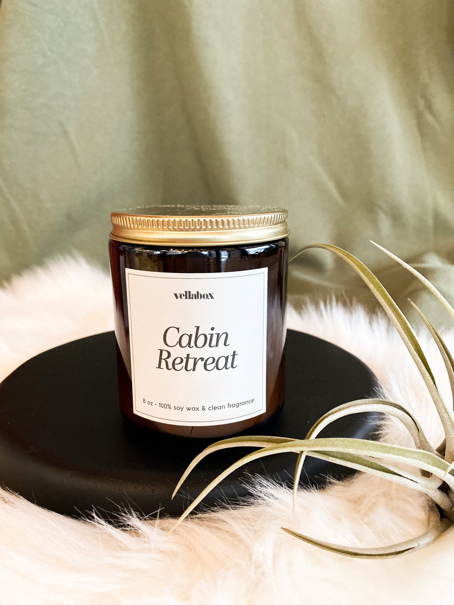 Cabin Retreat Soy Wax Candle by Vellabox
