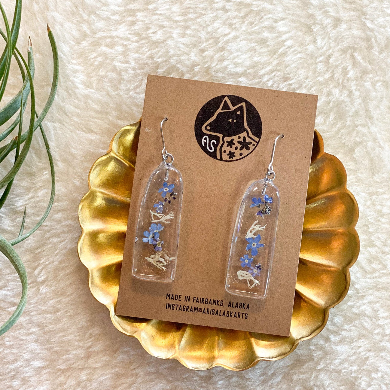 Forget-Me-Not Earrings #123 by Arisa Sasaki