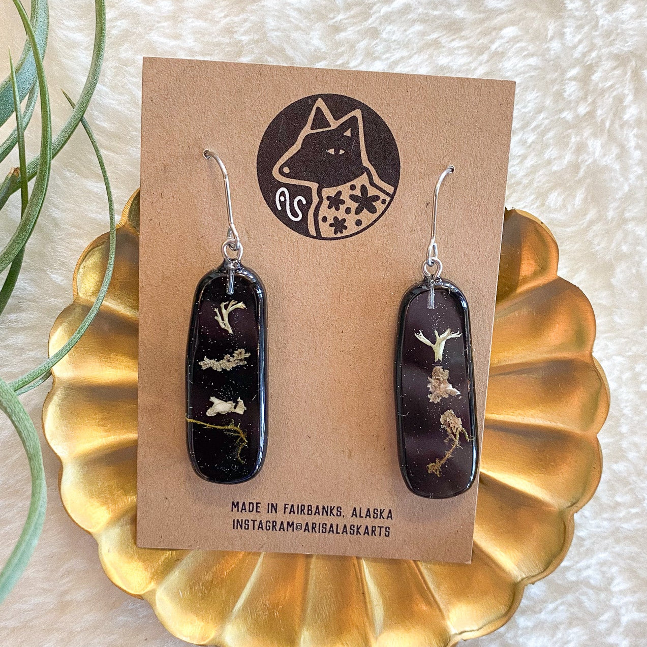 Forest Flowers Earrings #126 by Arisa Sasaki