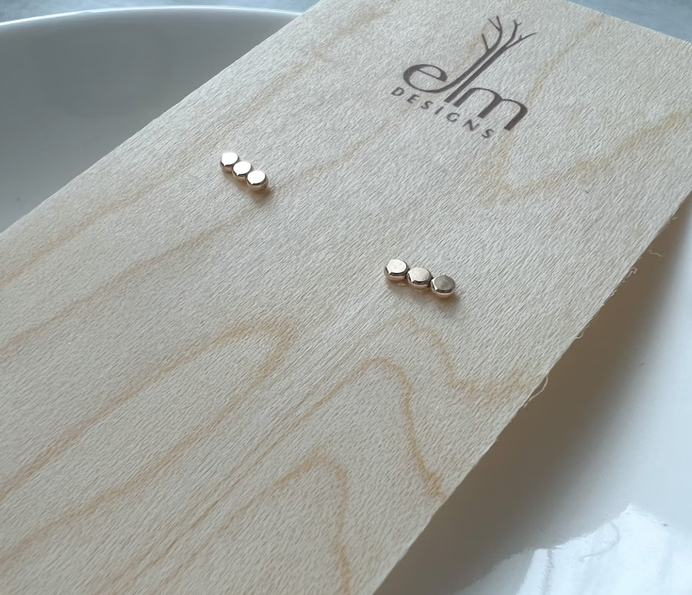 Gold Pebble Trio Posts by Elm Designs