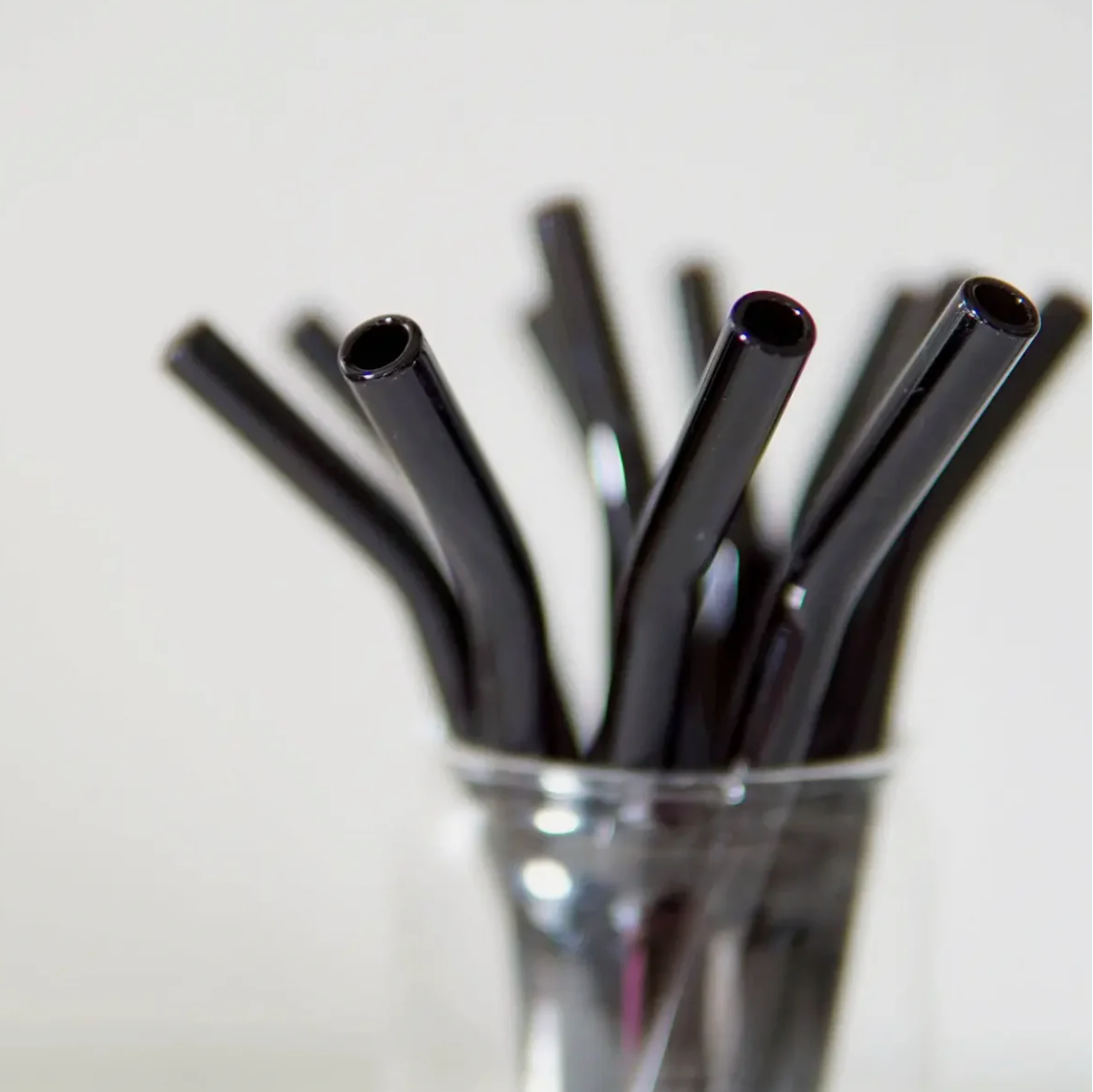 Black Bent Glass Straw