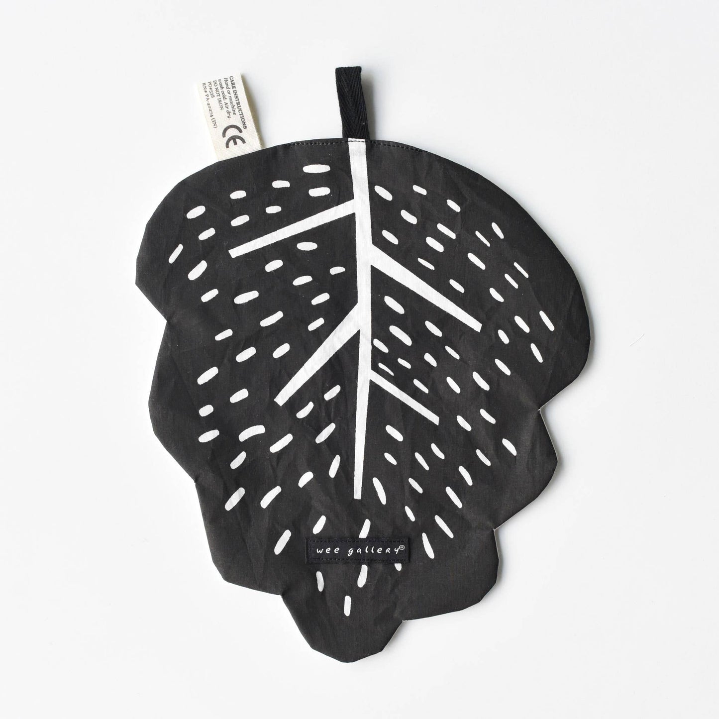Leaf Crinkle Toy by Wee Gallery