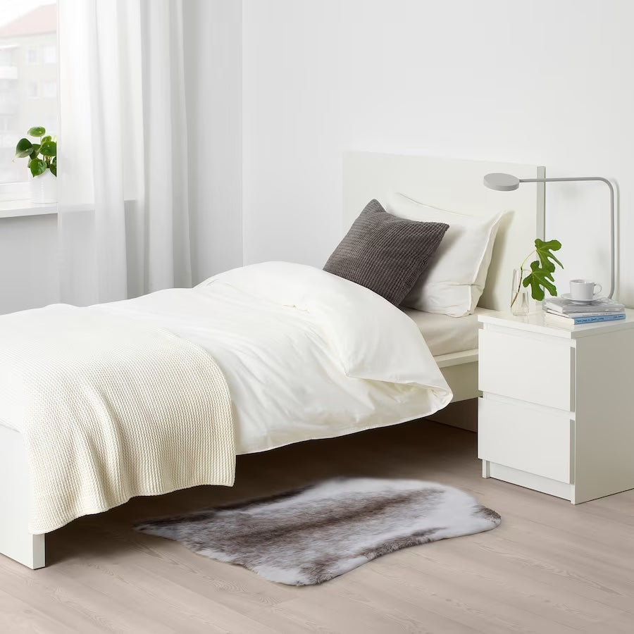 Bullerskydd Faux Reindeer Rug