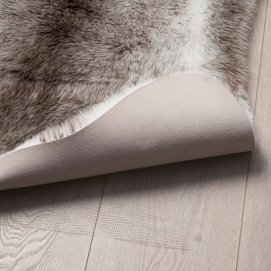 Bullerskydd Faux Reindeer Rug