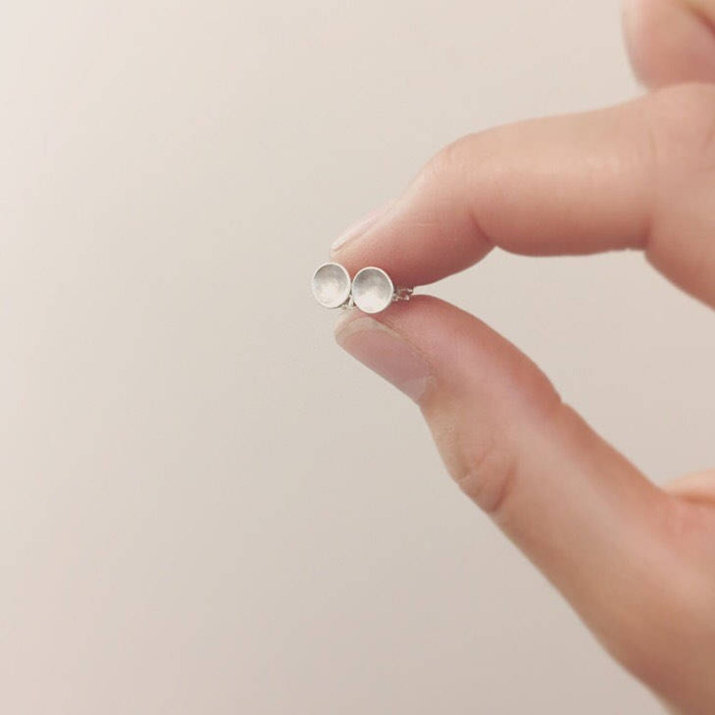 Silver Concave Posts by Elm Designs