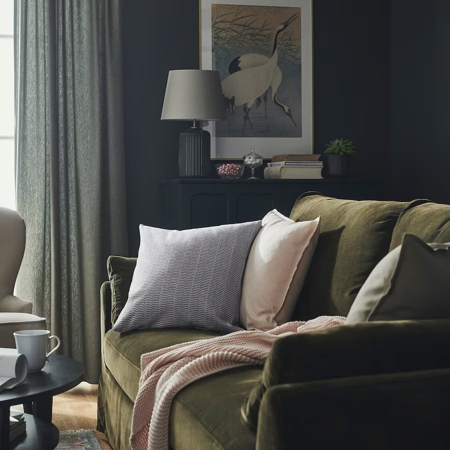 Plommor 20"x20" Pillow