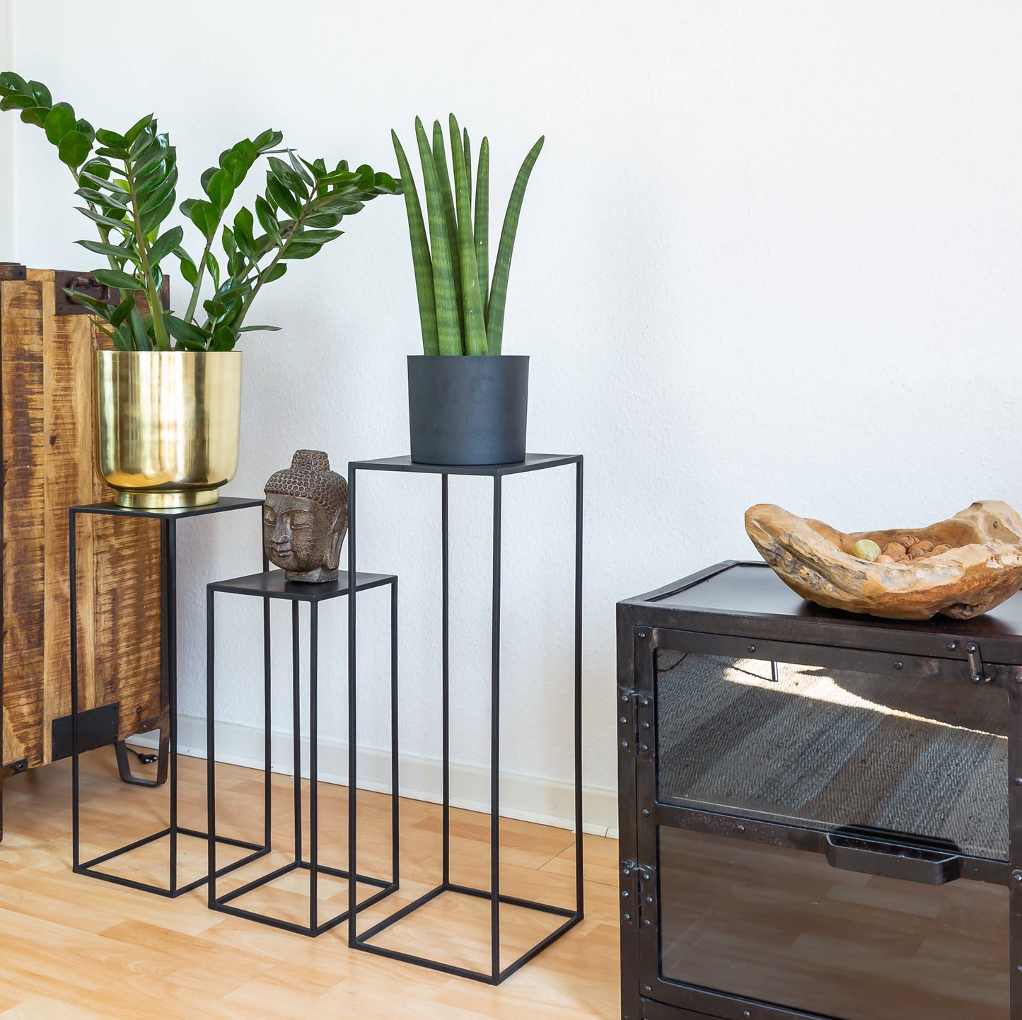 Black Metal Pedestal Plant Stand