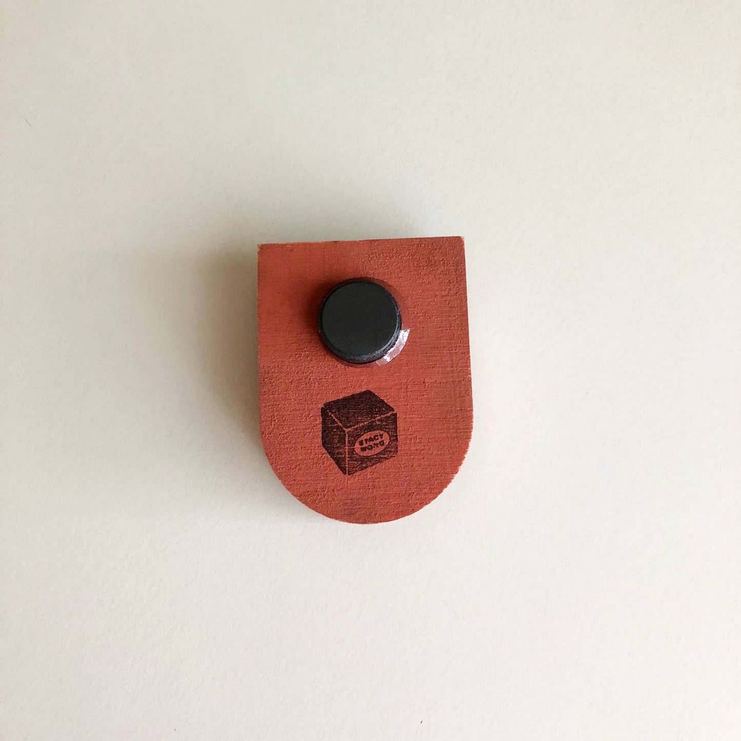 Mini Magnetic Planter Pot by Stacy Wong