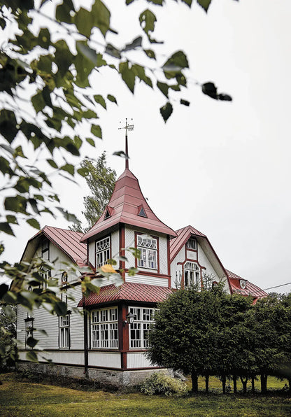 Happy Homes: Hideaways