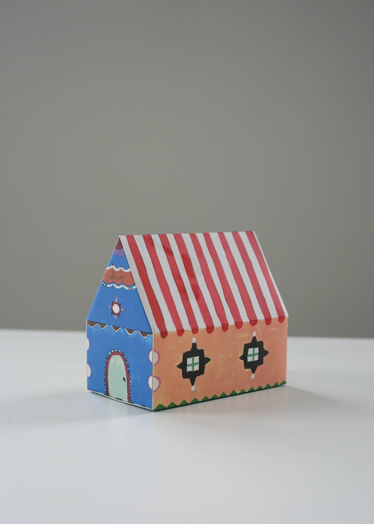 Buskin House Matchbox by State the Label