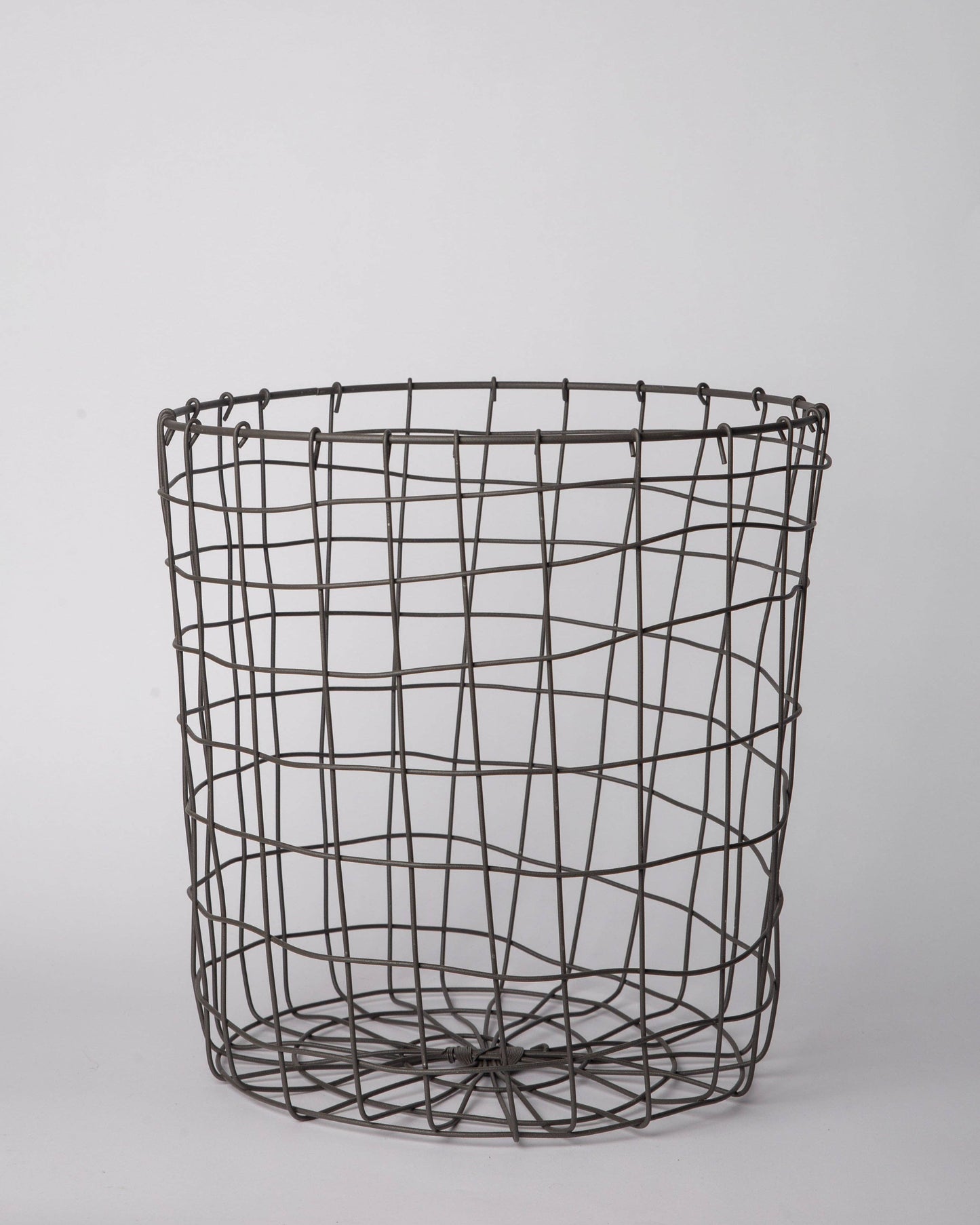 Round Iron Basket