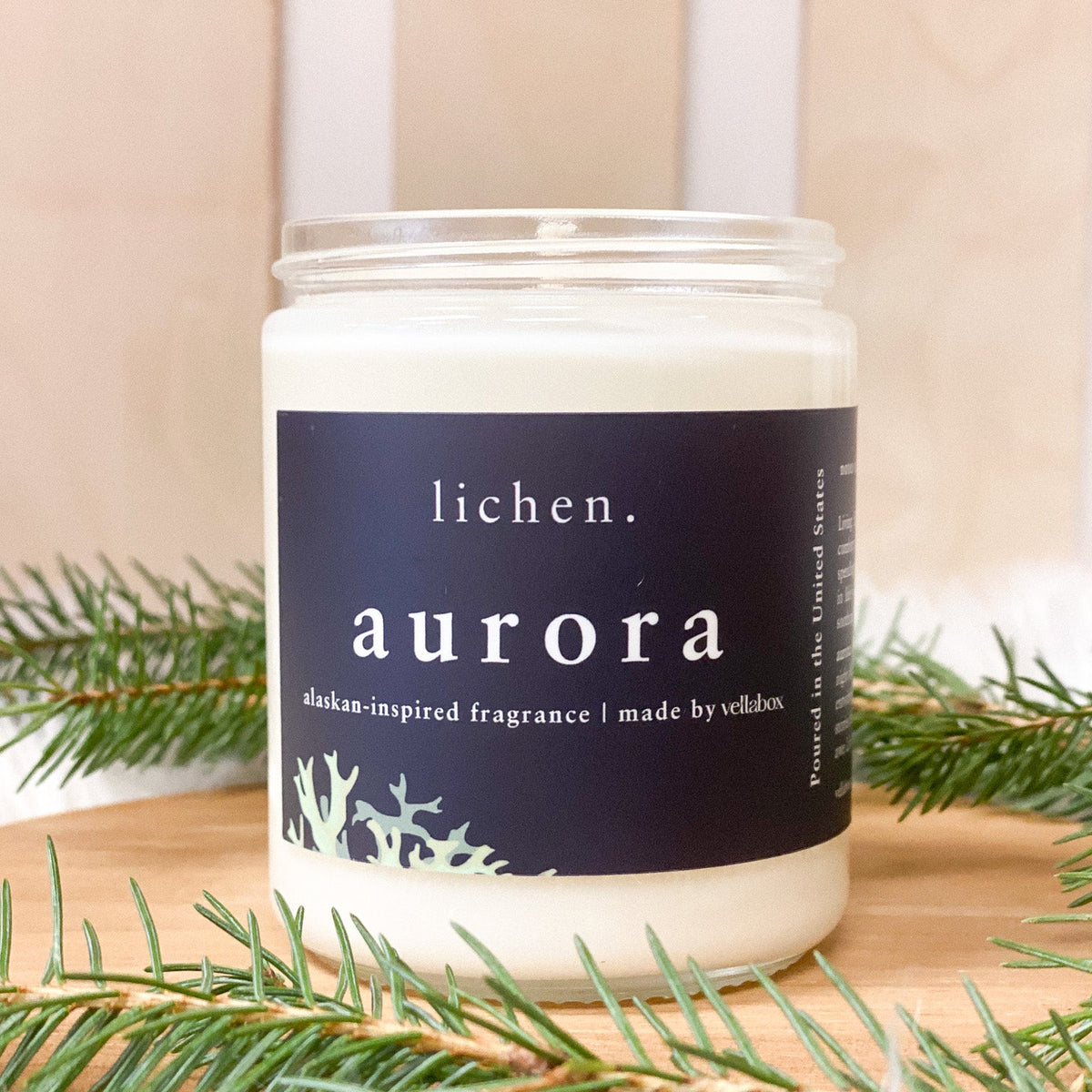 Aurora Soy Wax Candle by Lichen x Vellabox