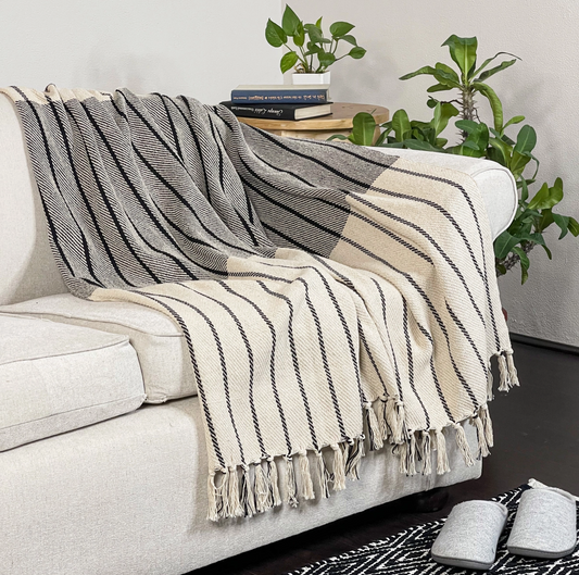 Oslo Throw in Ivory + Black by Chardin Home