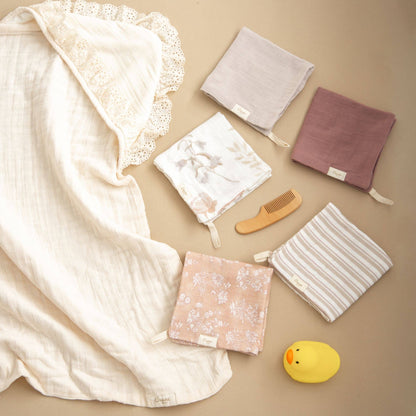 Violet 5-Piece Washcloth Set by Crane Baby