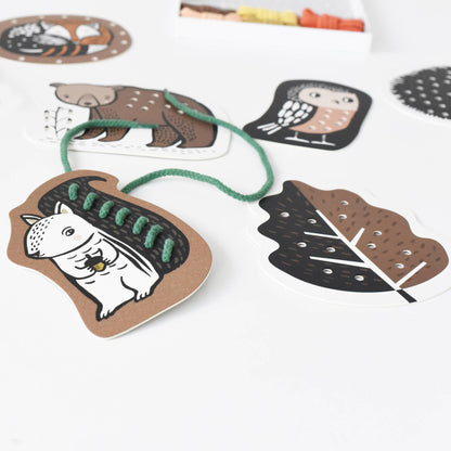 Lacing Cards by Wee Gallery