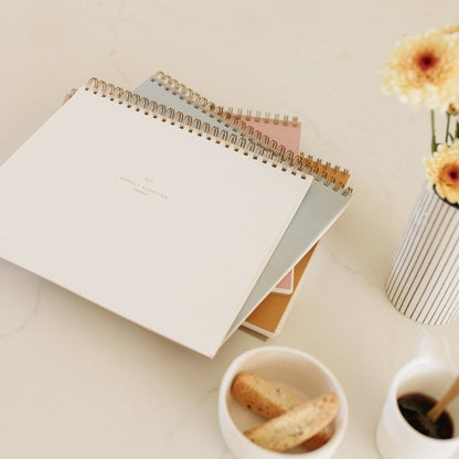 Weekly Overview Planner | Dotty by Ramona & Ruth